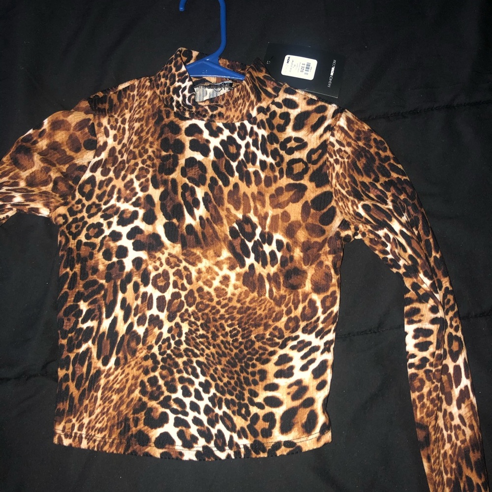 Long Sleeve Crop Top